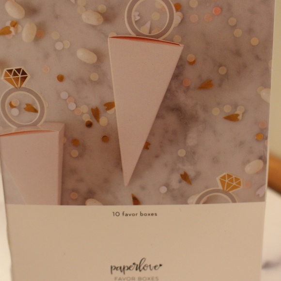 PaperLove Engagement Party Favor Boxes Bride to Be 10 Invites Per Box Wedding - Picture 3 of 4